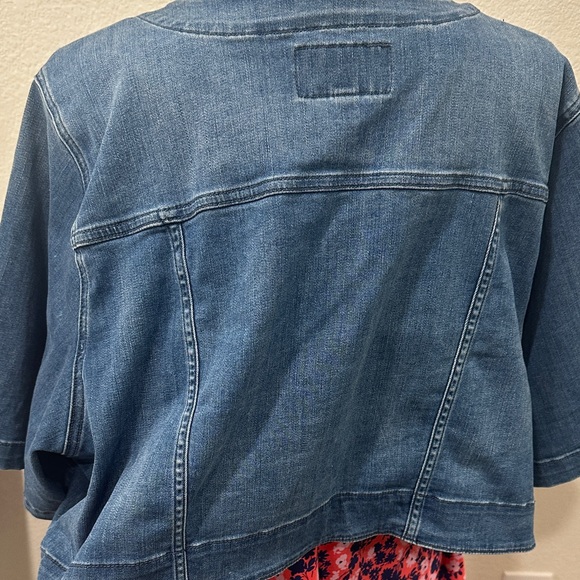 Torrid Classic Blue Denim Jacket - Picture 4 of 7
